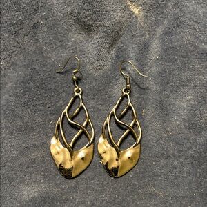 Elegant  Leaf Earrings